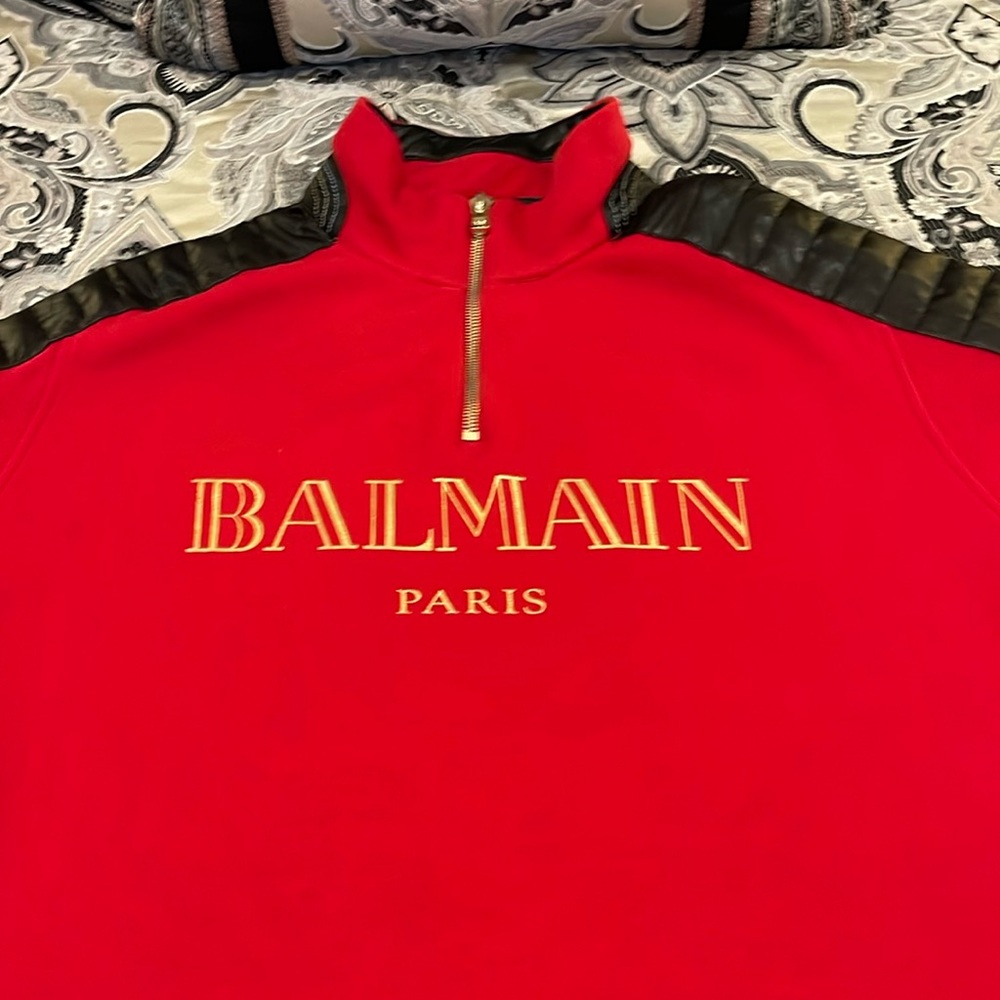 Balmain, Red and Black pullover, XL.